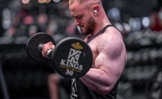 Powerlifting vs Bodybuilding: Which Training Style Is Right for You?