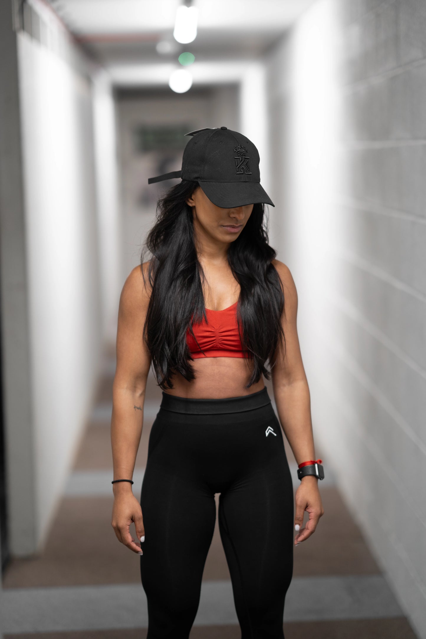 KingsGym Cool Black Cap On Lady